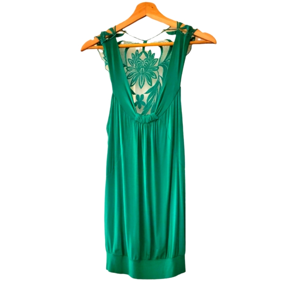 PRETTY Good Green Top with lace Back Size Large